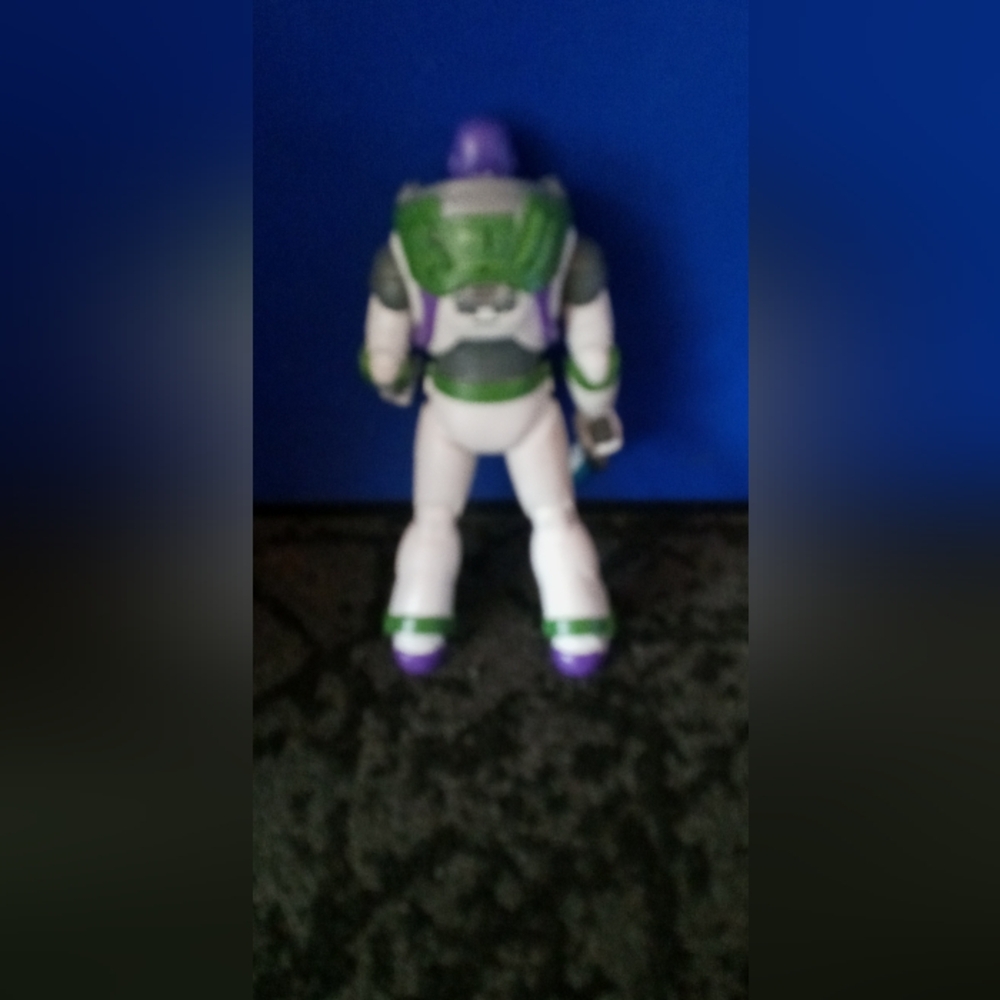 Buzz Lightyear Action Figure - talking light up sword  Kids Toy 11 inch tall - Picture 2 of 5
